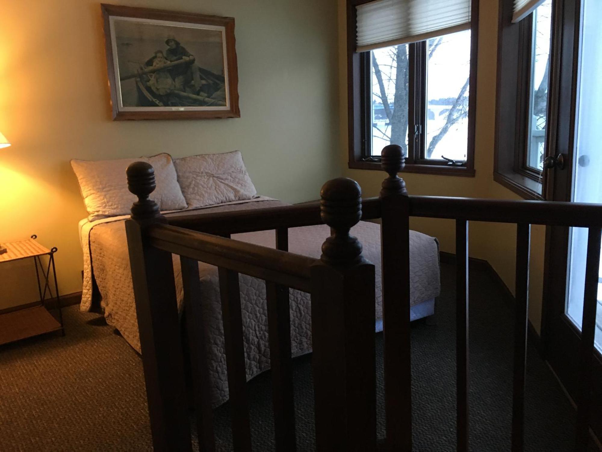 סטורג'און ביי Snug Harbor Inn מראה חיצוני תמונה