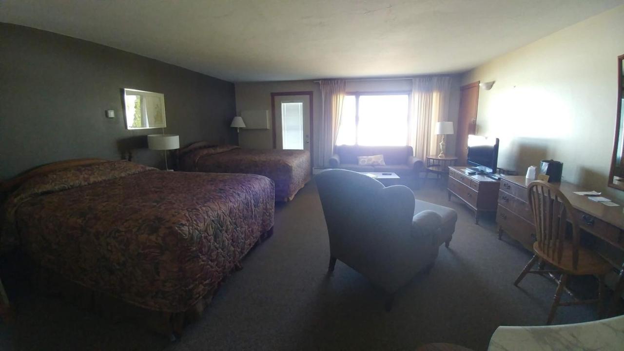 סטורג'און ביי Snug Harbor Inn מראה חיצוני תמונה