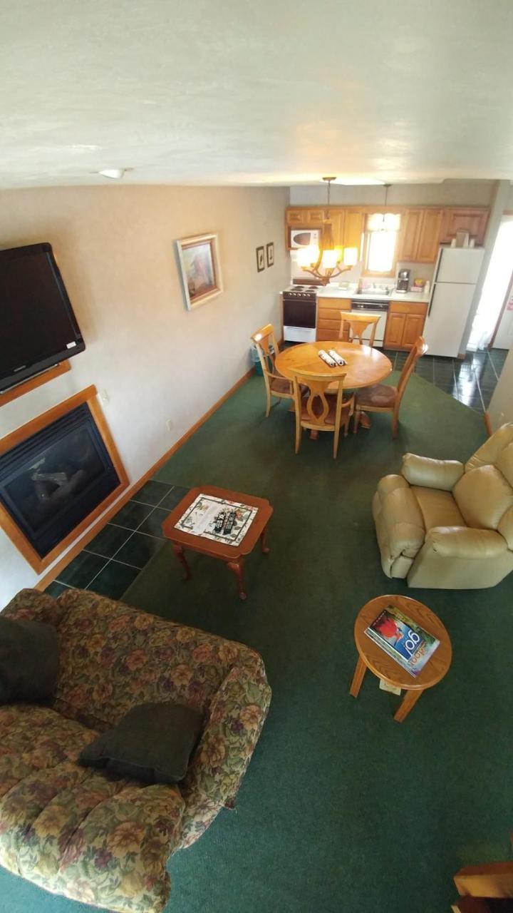סטורג'און ביי Snug Harbor Inn מראה חיצוני תמונה
